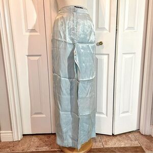 NWOT lightweight shiny pants in excellent condition size 6